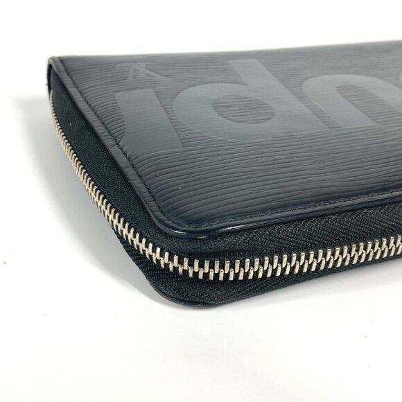 LOUIS VUITTON Black Leather Wallet - Picture 7 of 16